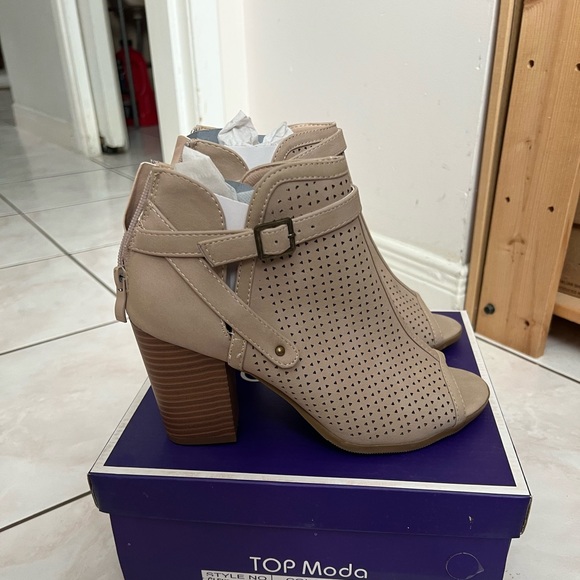 Top Moda Mules - Picture 2 of 3